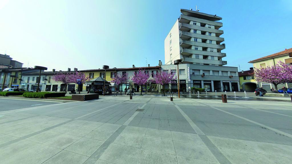 Albergo Sole Mariano Comense Exterior foto